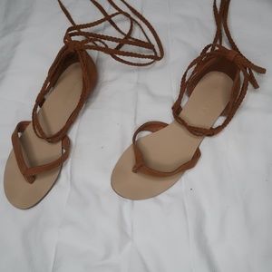 TAN LACE UP SANDALS